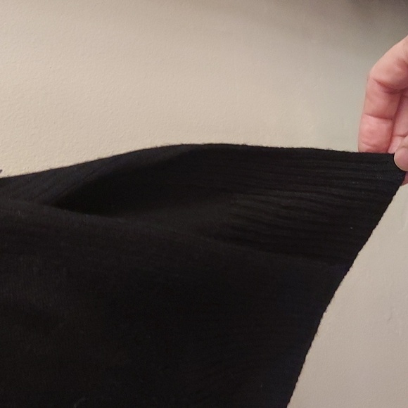 ATHLETA Alpine Tabard Cashmere Blend Sleeveless Sweater - Picture 8 of 15